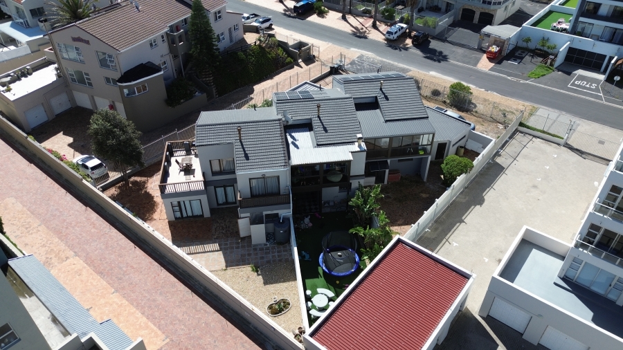 Commercial Property for Sale in Waves Edge Western Cape